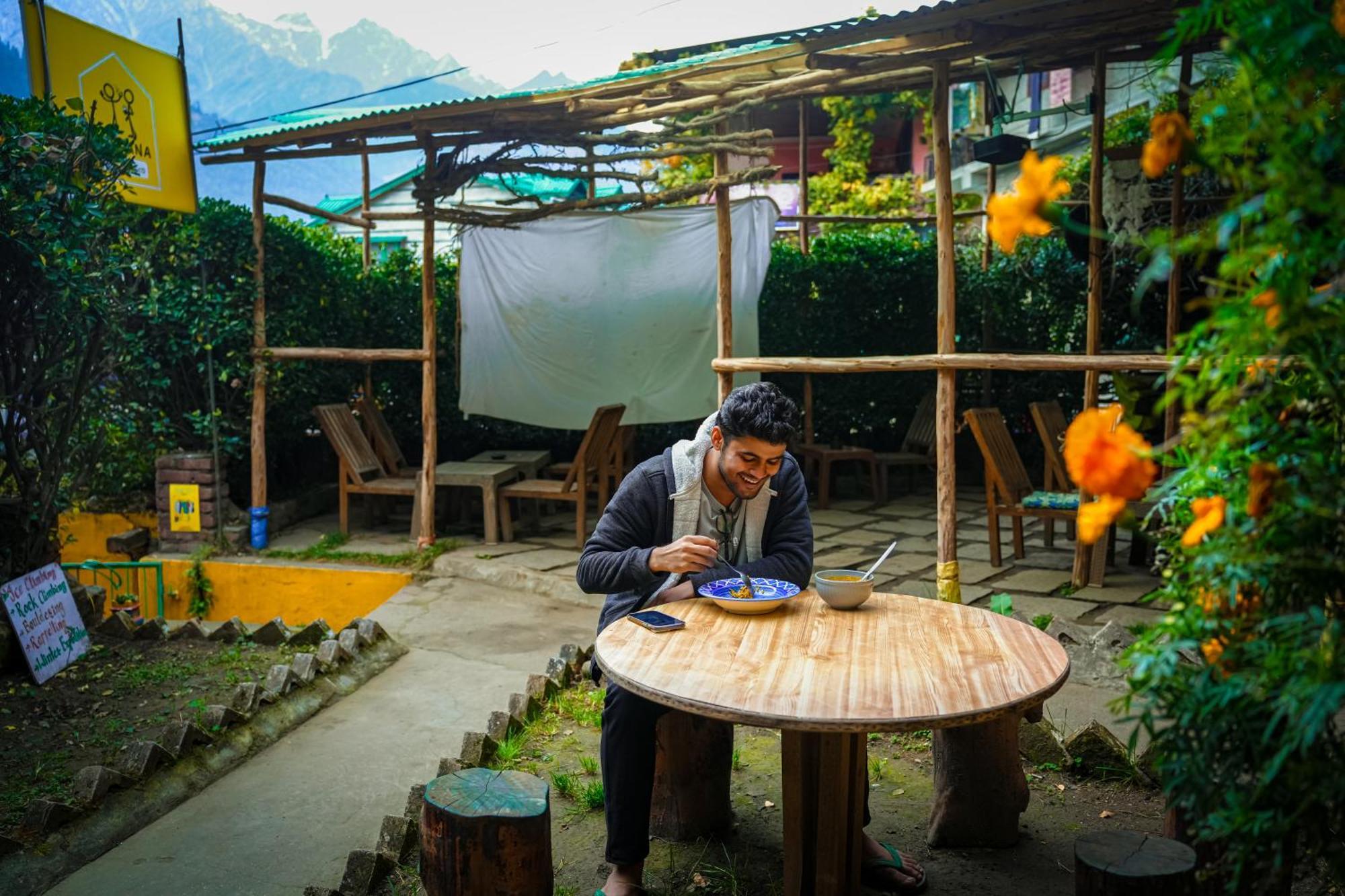 Yaarana Stay & Cafe, Vashisht, Manali Eksteriør billede