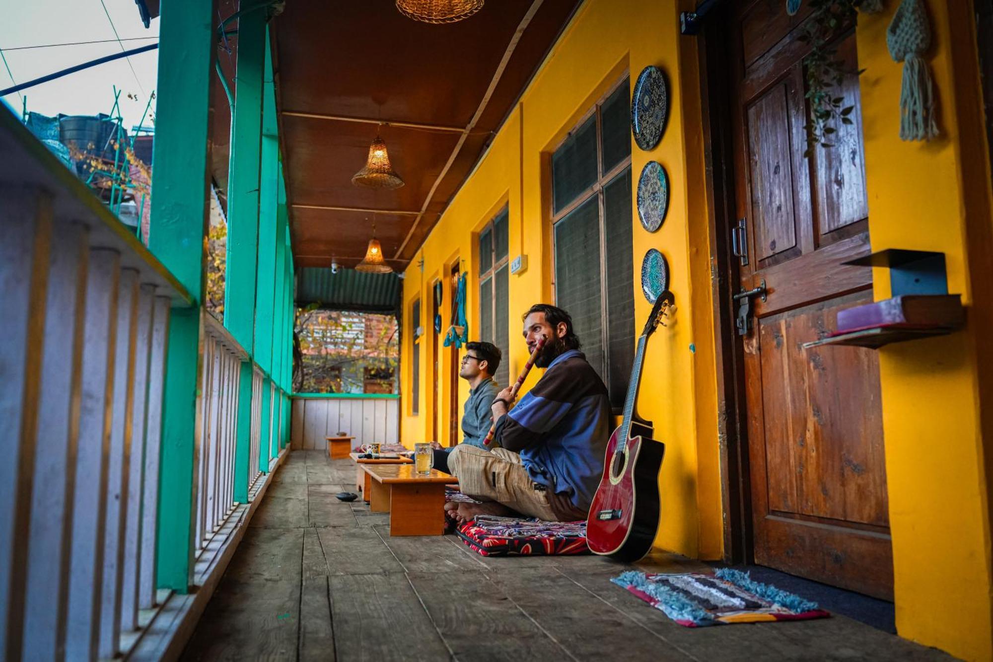 Yaarana Stay & Cafe, Vashisht, Manali Eksteriør billede