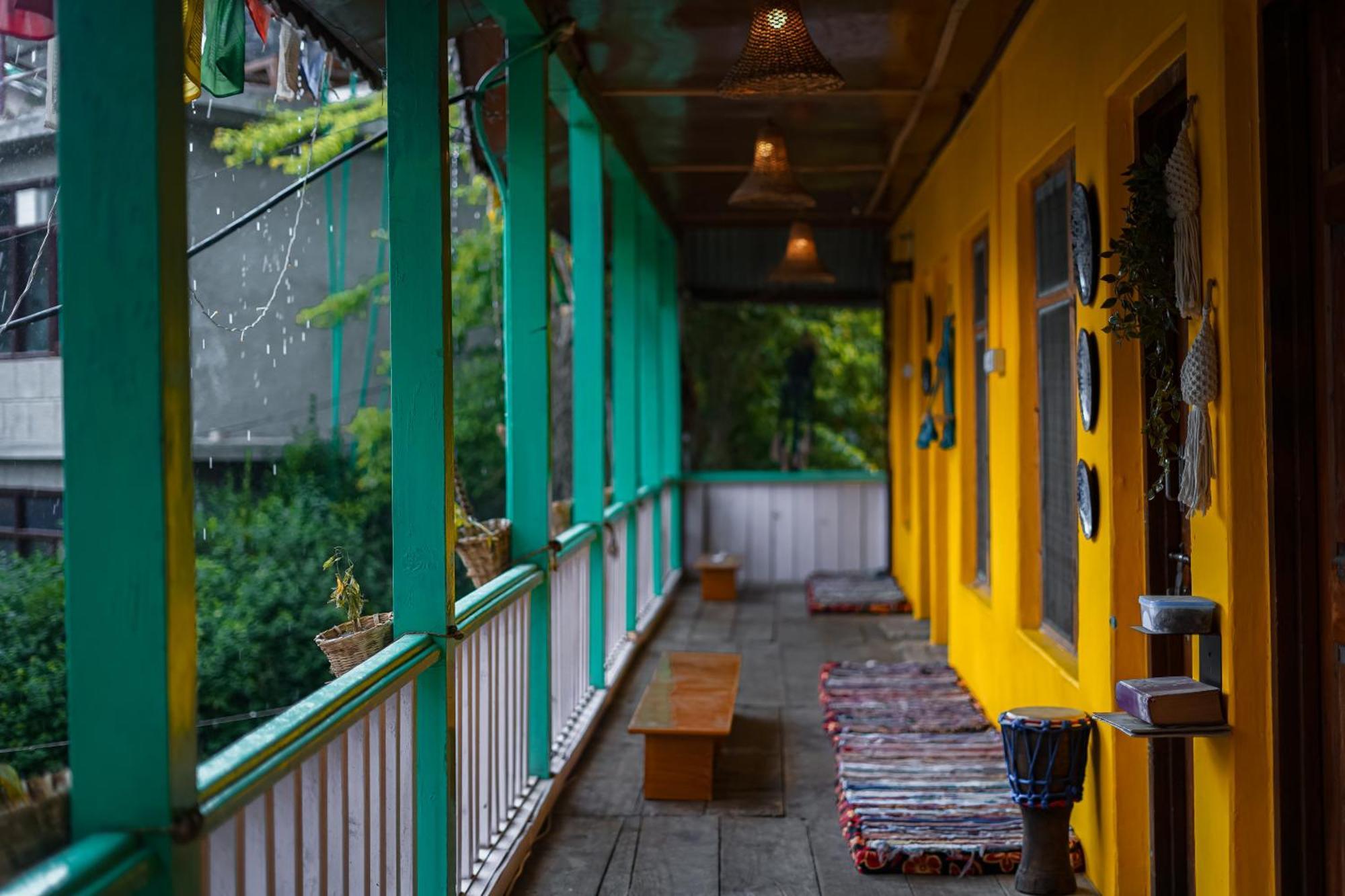 Yaarana Stay & Cafe, Vashisht, Manali Eksteriør billede