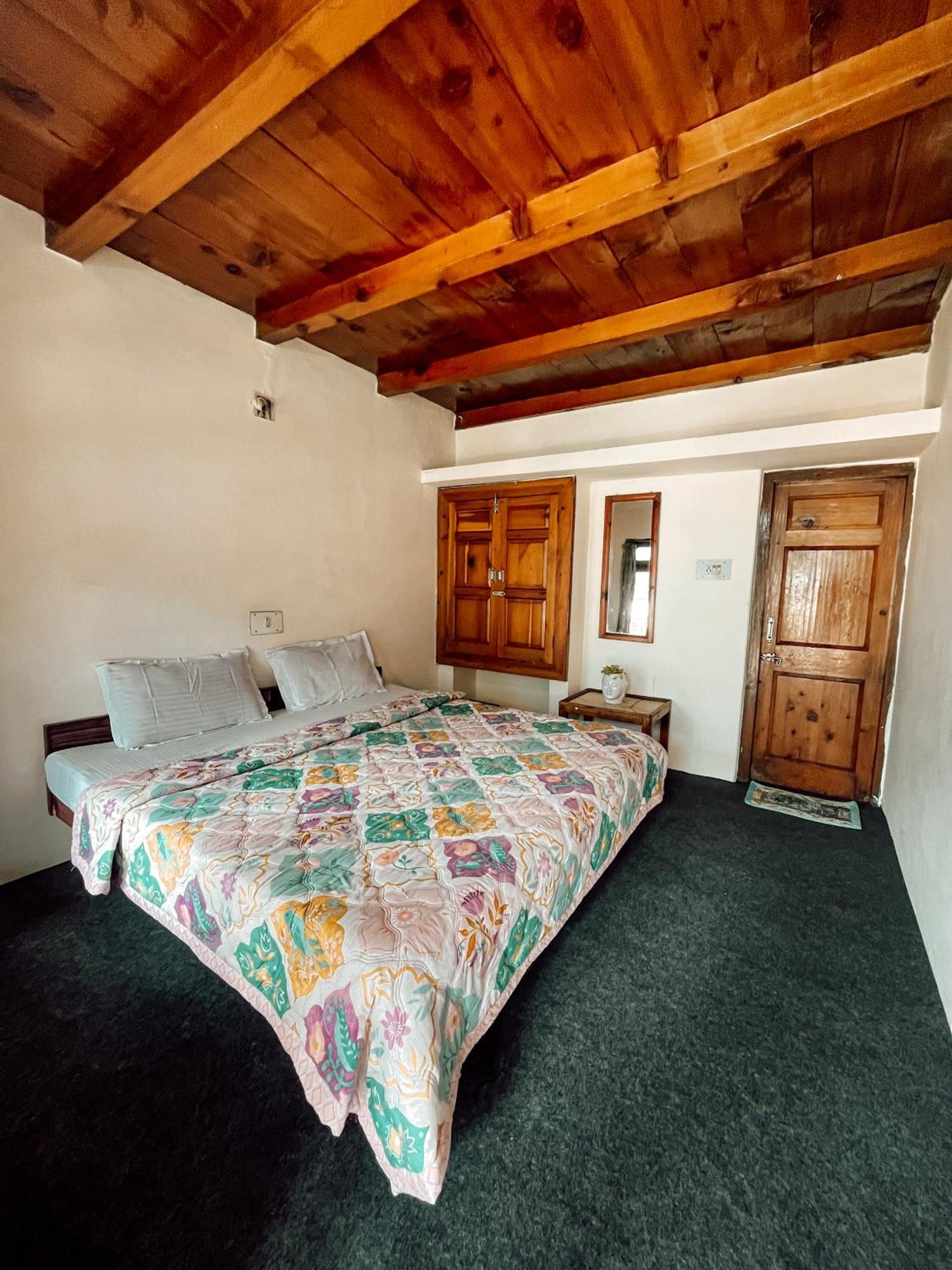 Yaarana Stay & Cafe, Vashisht, Manali Eksteriør billede