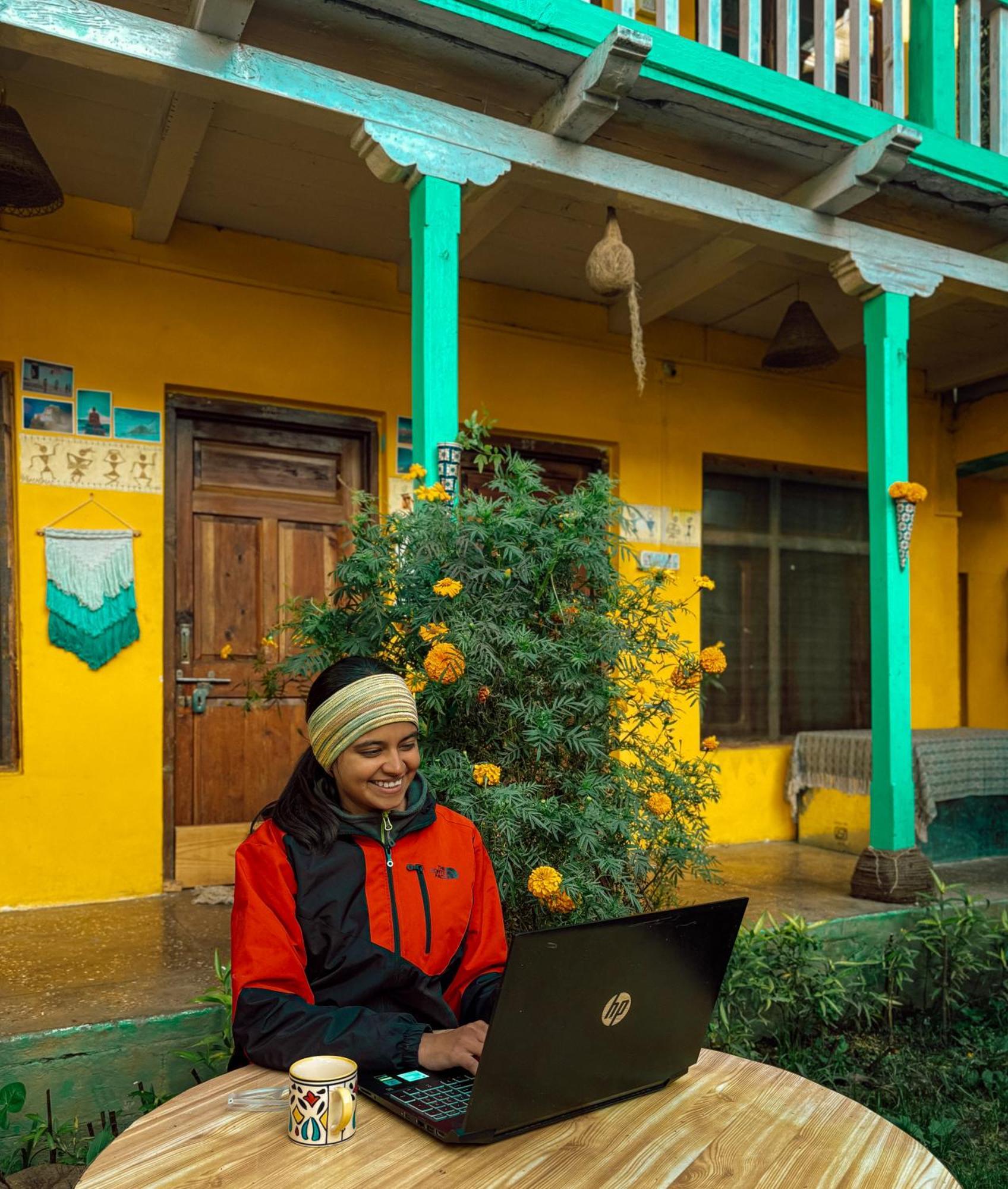 Yaarana Stay & Cafe, Vashisht, Manali Eksteriør billede