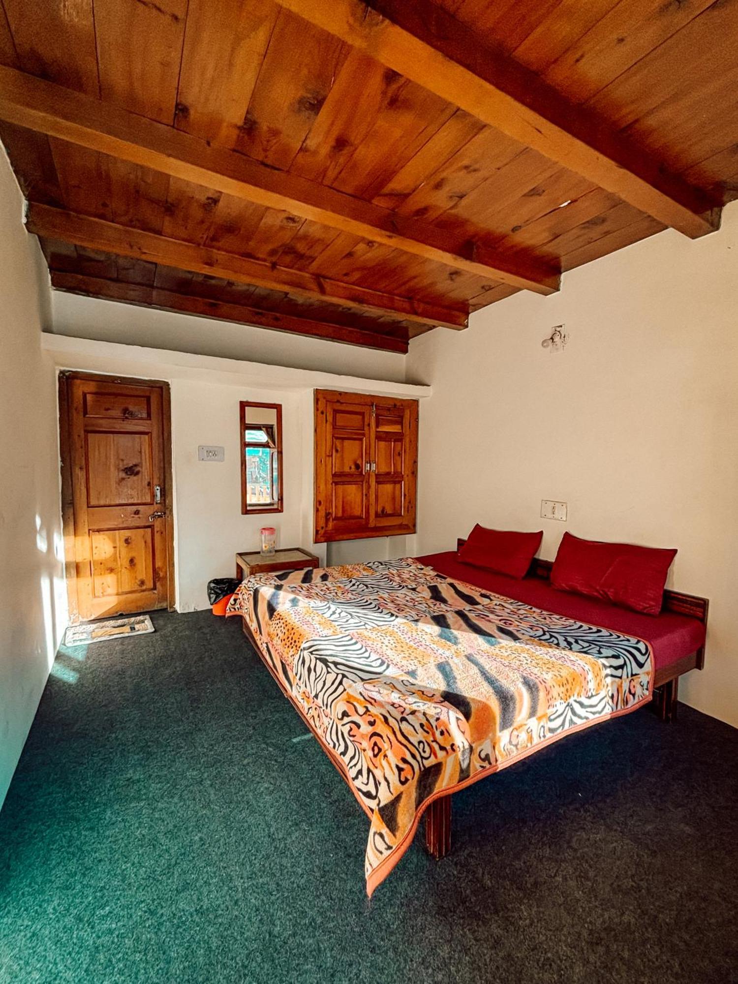 Yaarana Stay & Cafe, Vashisht, Manali Eksteriør billede